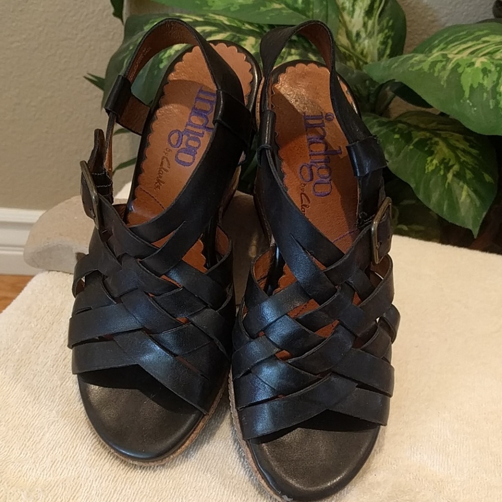 Clark's indigo wedge sandals - 6M